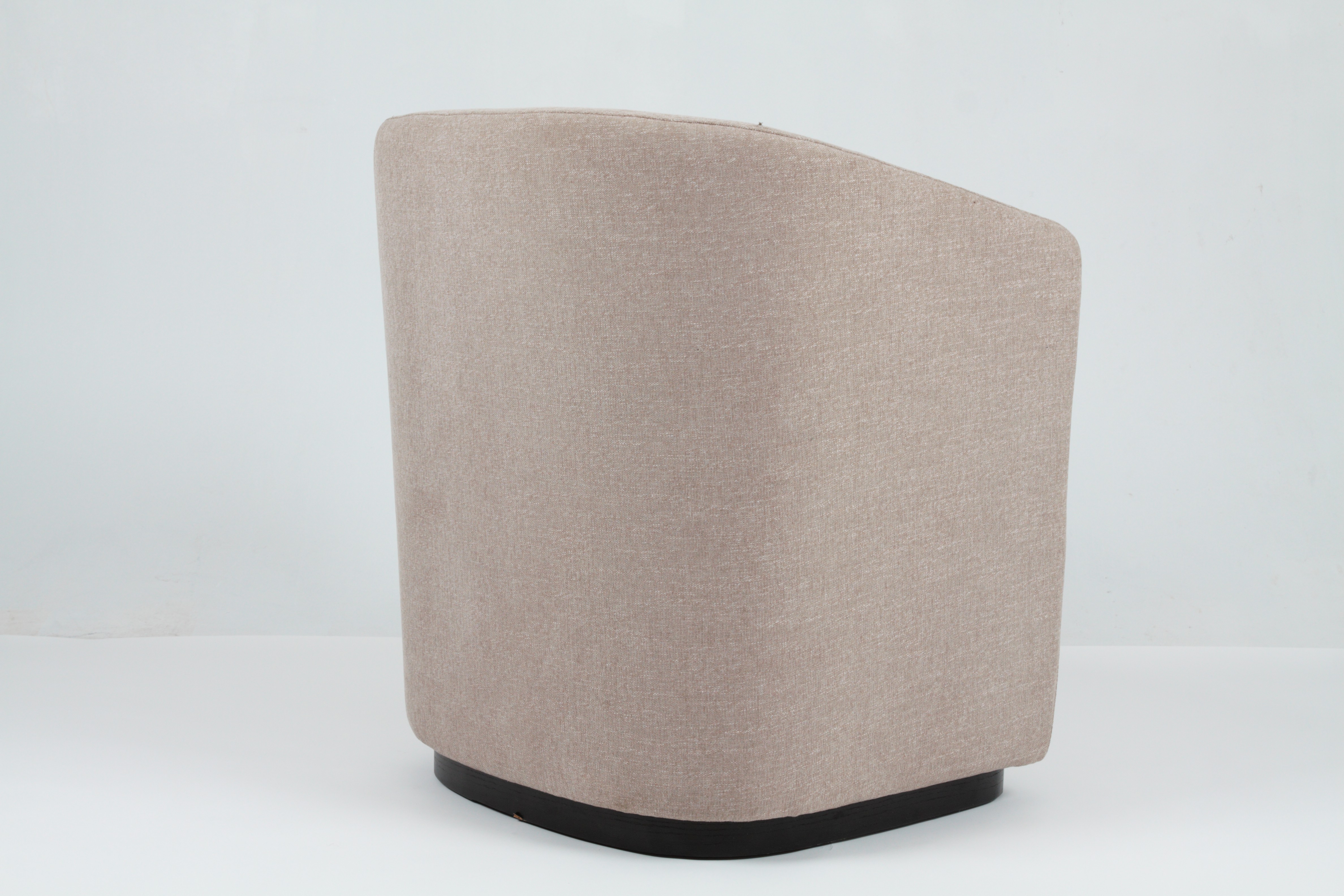 RJC-1097 Poltrona imbottita con struttura in legno dal design unico per mobili da soggiorno